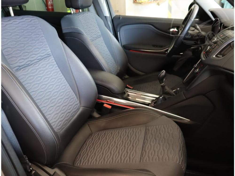 2015 Opel ZAFIRA - 9