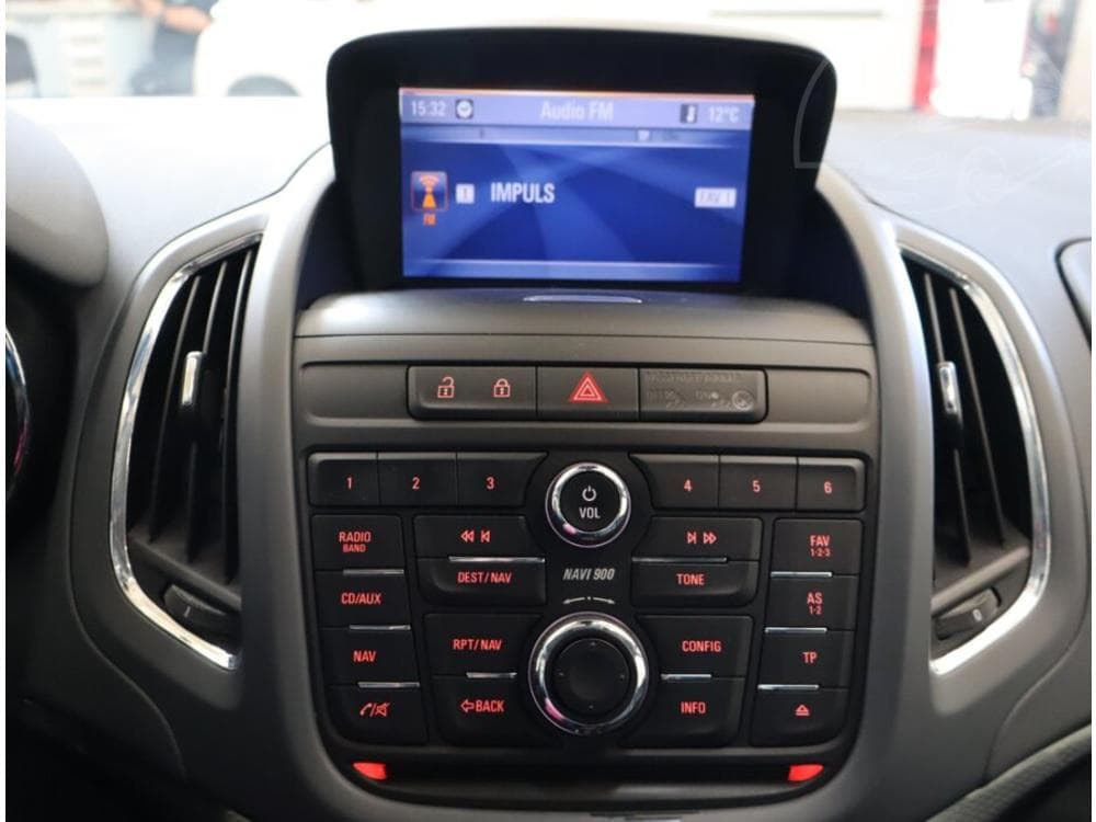 2015 Opel ZAFIRA - 12