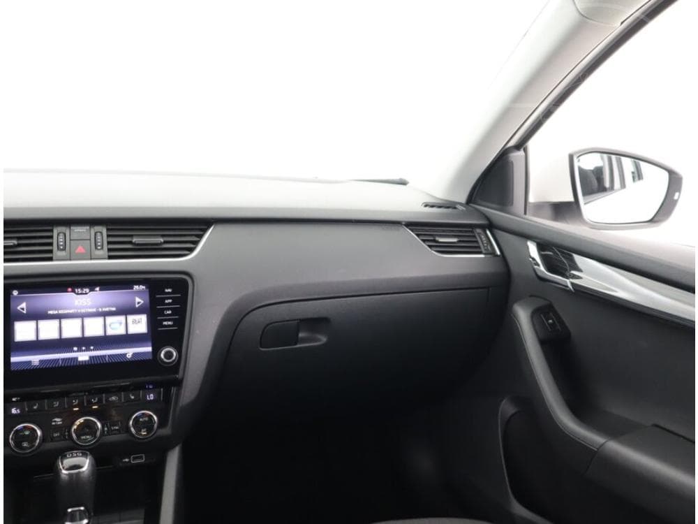 2018 Škoda OCTAVIA - 8