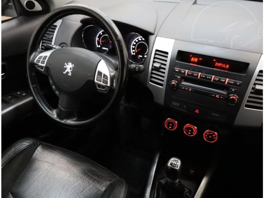 2010 Peugeot 4007 - 7