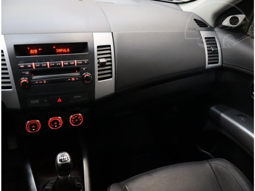 2010 Peugeot 4007 - 8