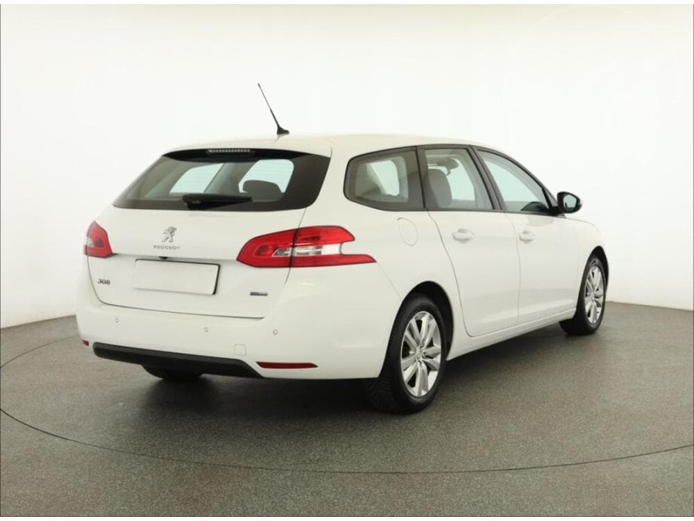 2017 Peugeot 308 - 5