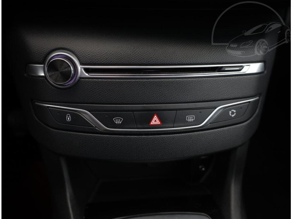 2017 Peugeot 308 - 10