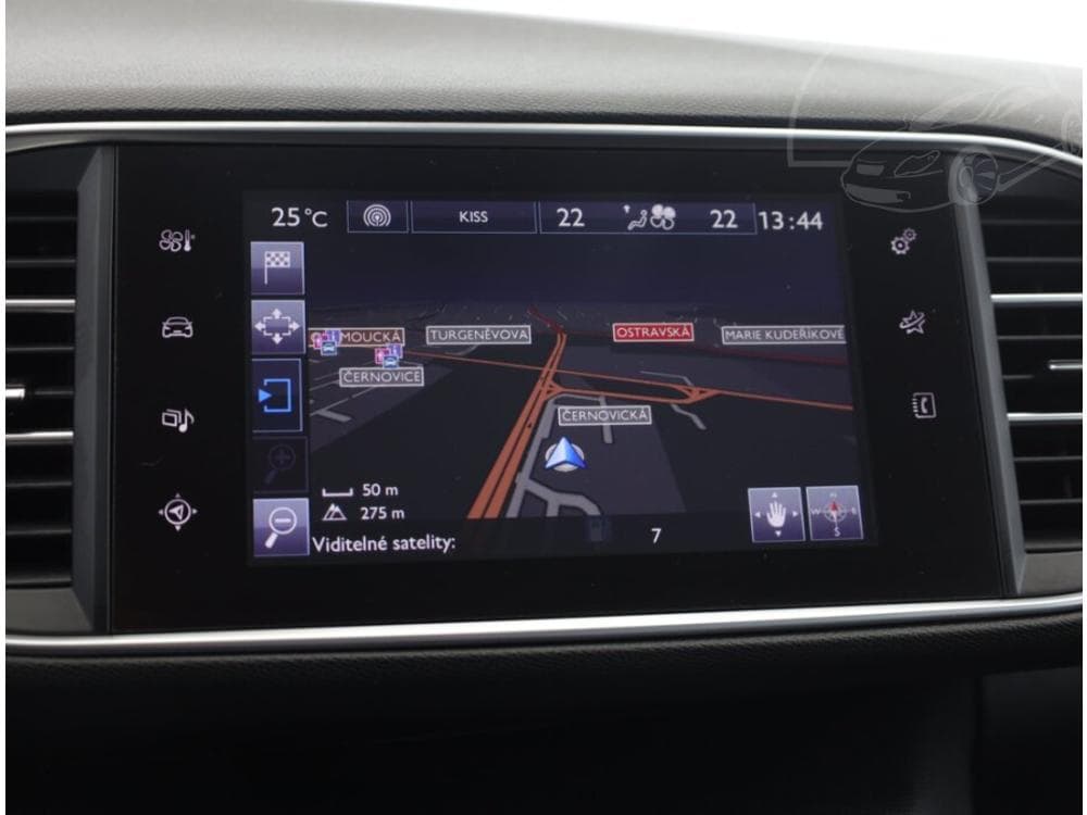 2017 Peugeot 308 - 11