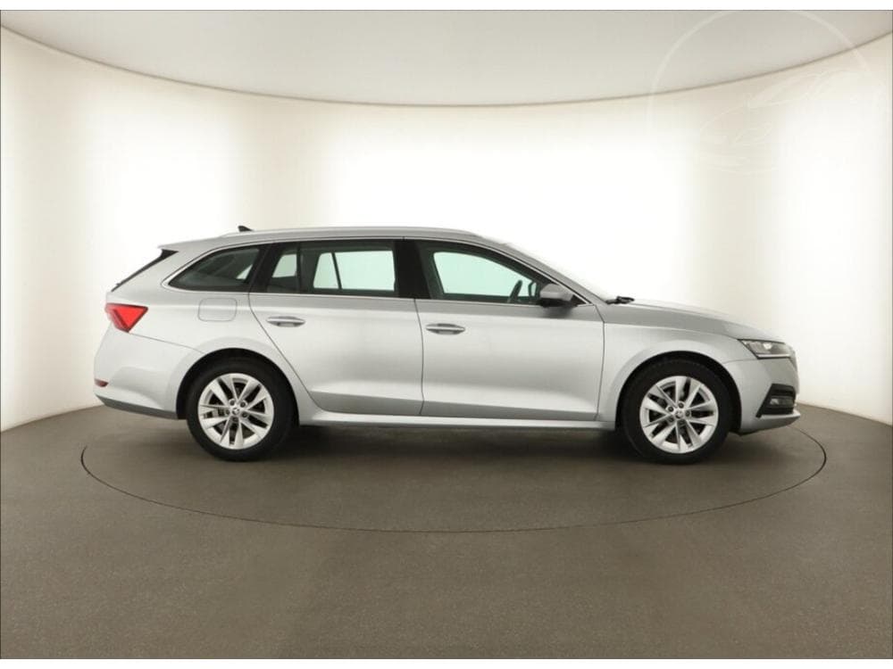 2020 Škoda OCTAVIA - 16