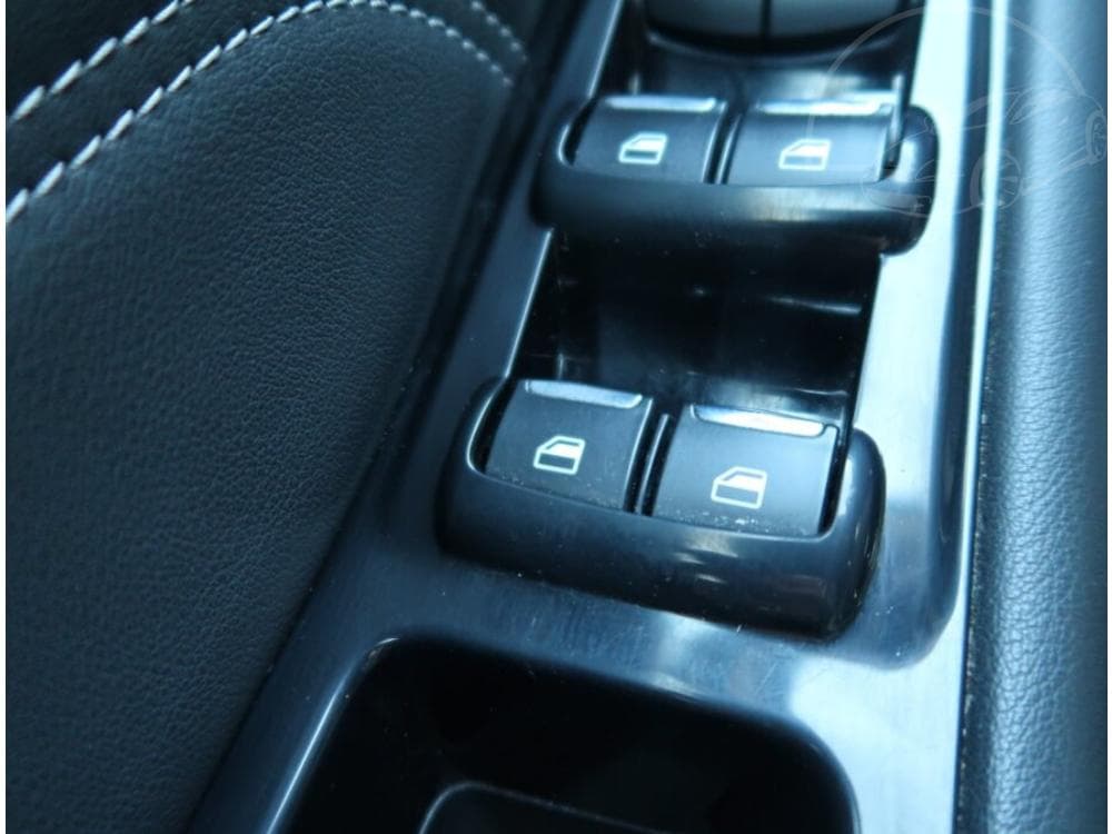 2016 Ford S-MAX - 40