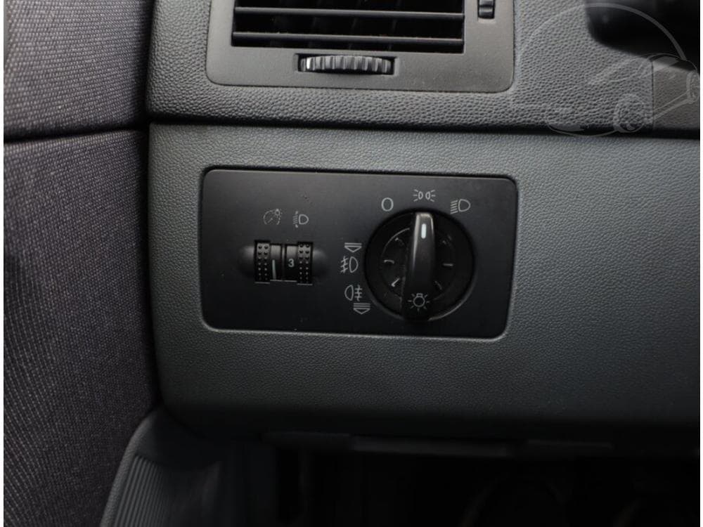 2002 Škoda FABIA - 11