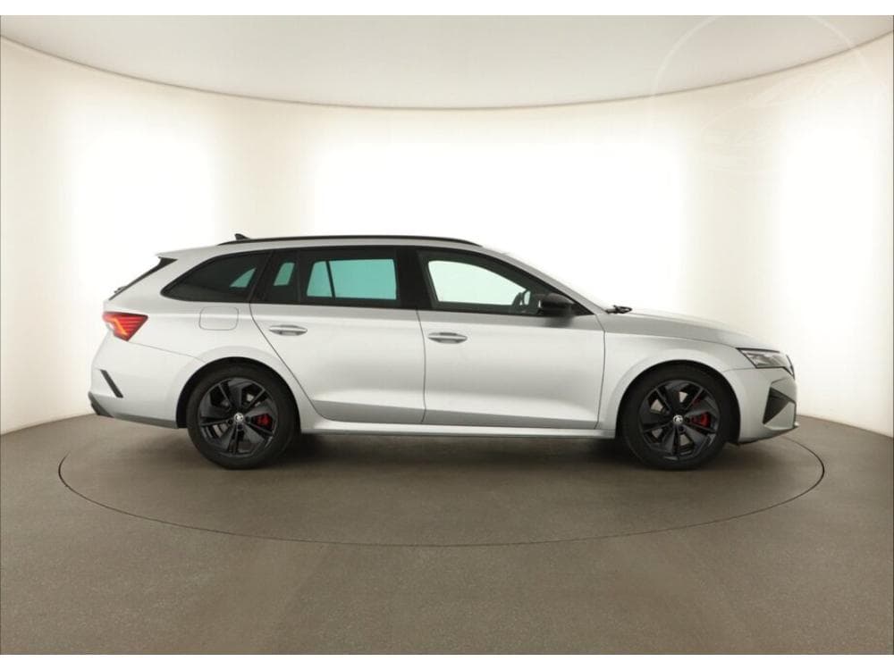 2025 Škoda OCTAVIA - 16