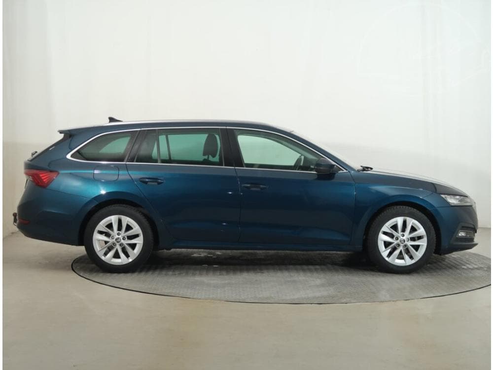 2022 Škoda OCTAVIA - 16