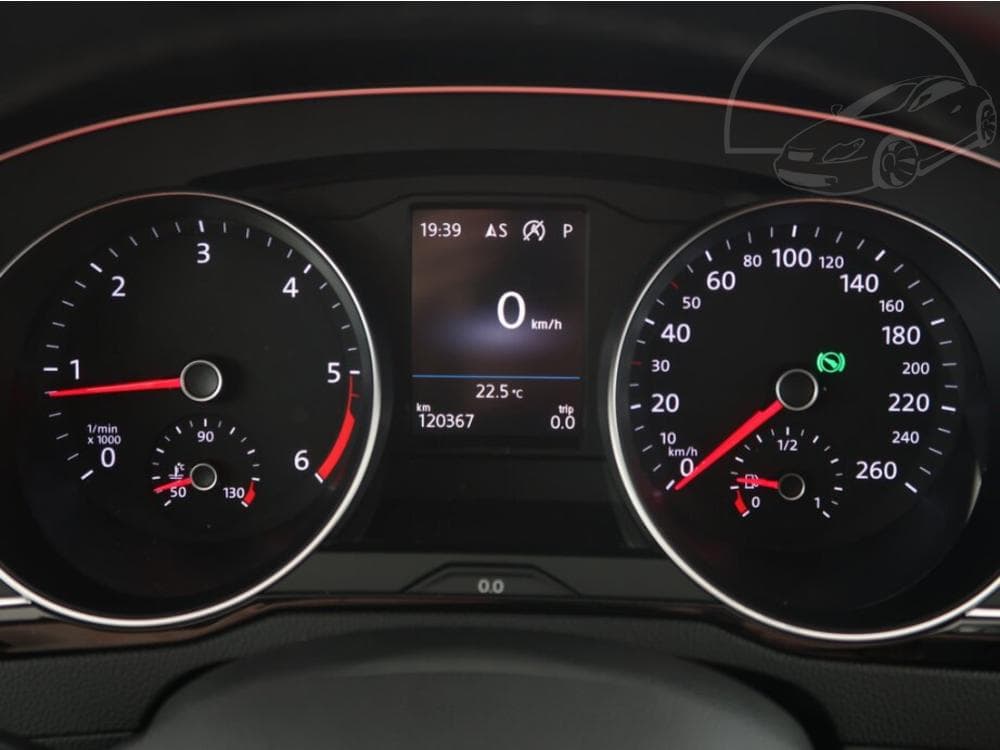 2020 Volkswagen PASSAT - 31