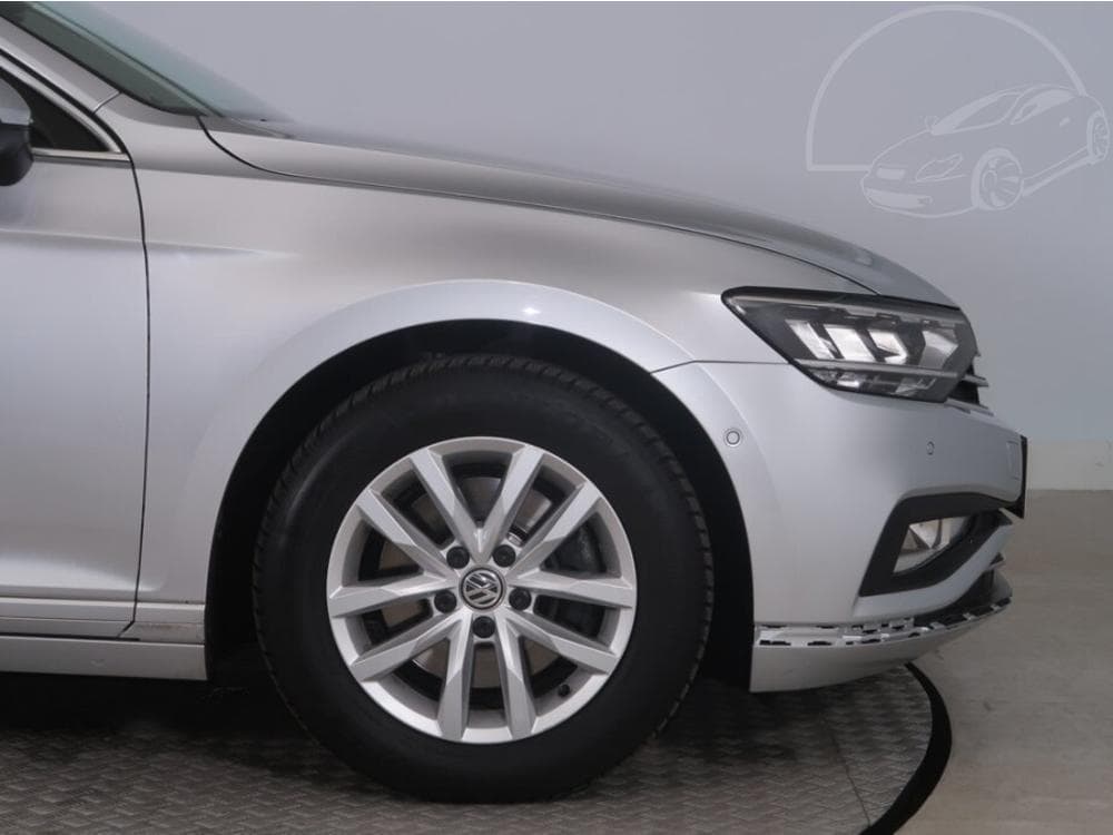 2020 Volkswagen PASSAT - 43