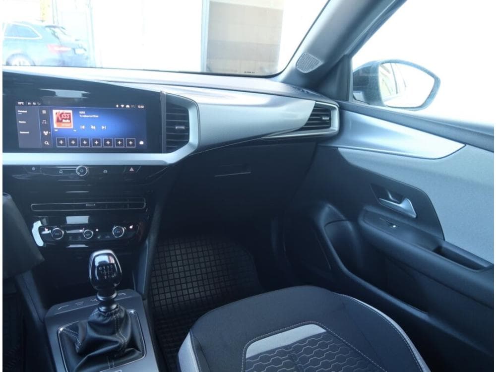 2025 Opel MOKKA - 15
