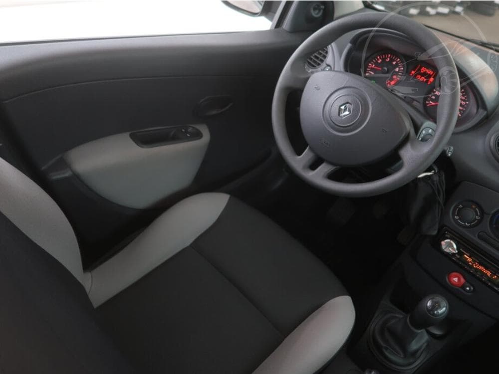 2010 Renault CLIO - 7