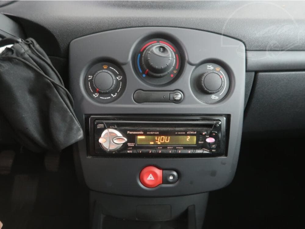 2010 Renault CLIO - 12