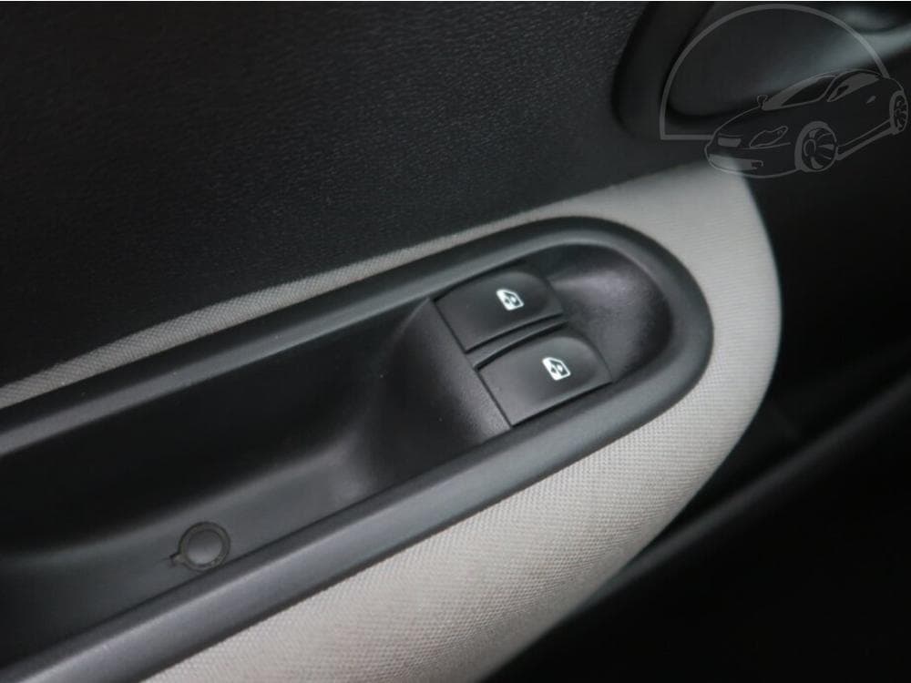 2010 Renault CLIO - 14