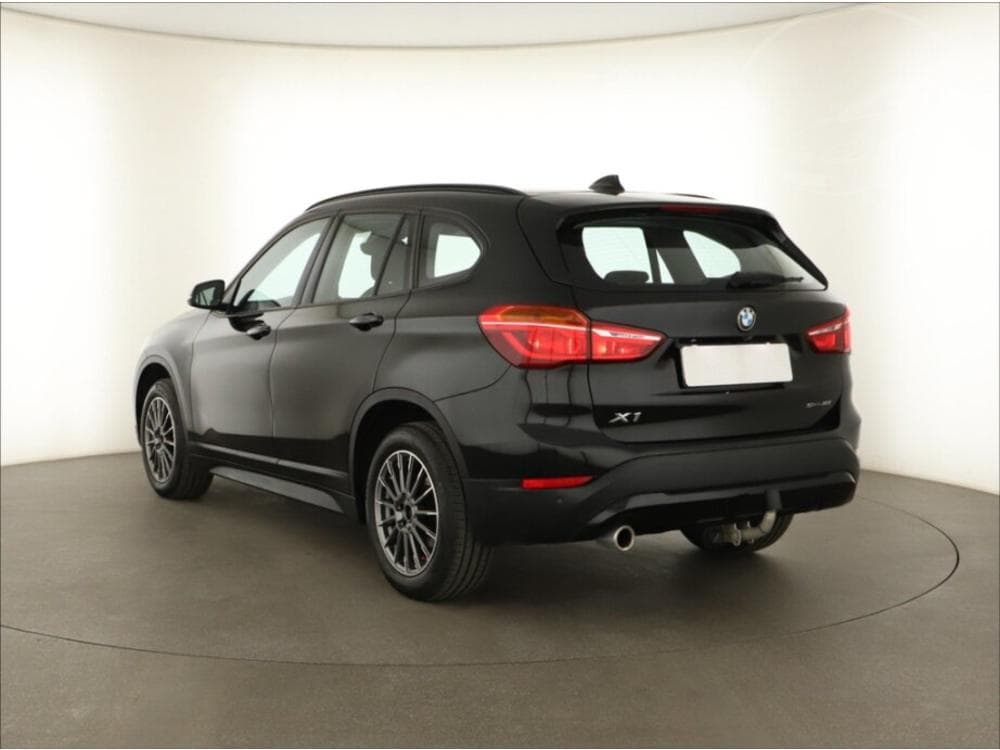 2021 BMW X1 - 7