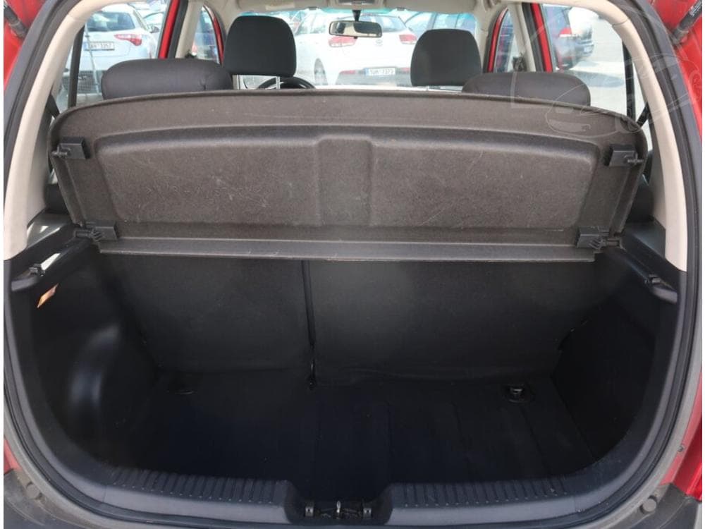 2010 Hyundai i10 - 13
