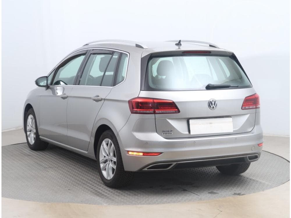2018 Volkswagen GOLF - 4