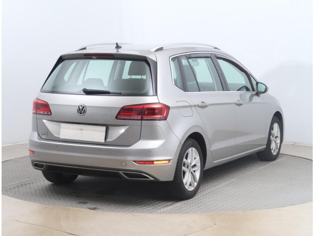 2018 Volkswagen GOLF - 5