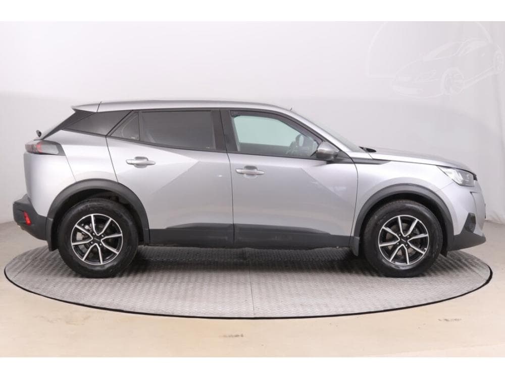 2021 Peugeot 2008 - 16