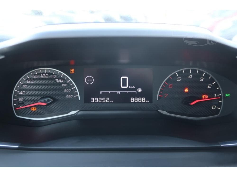 2021 Peugeot 2008 - 31