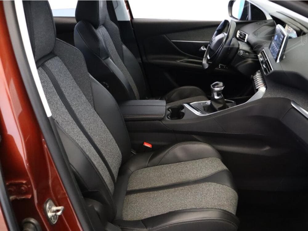 2017 Peugeot 3008 - 19