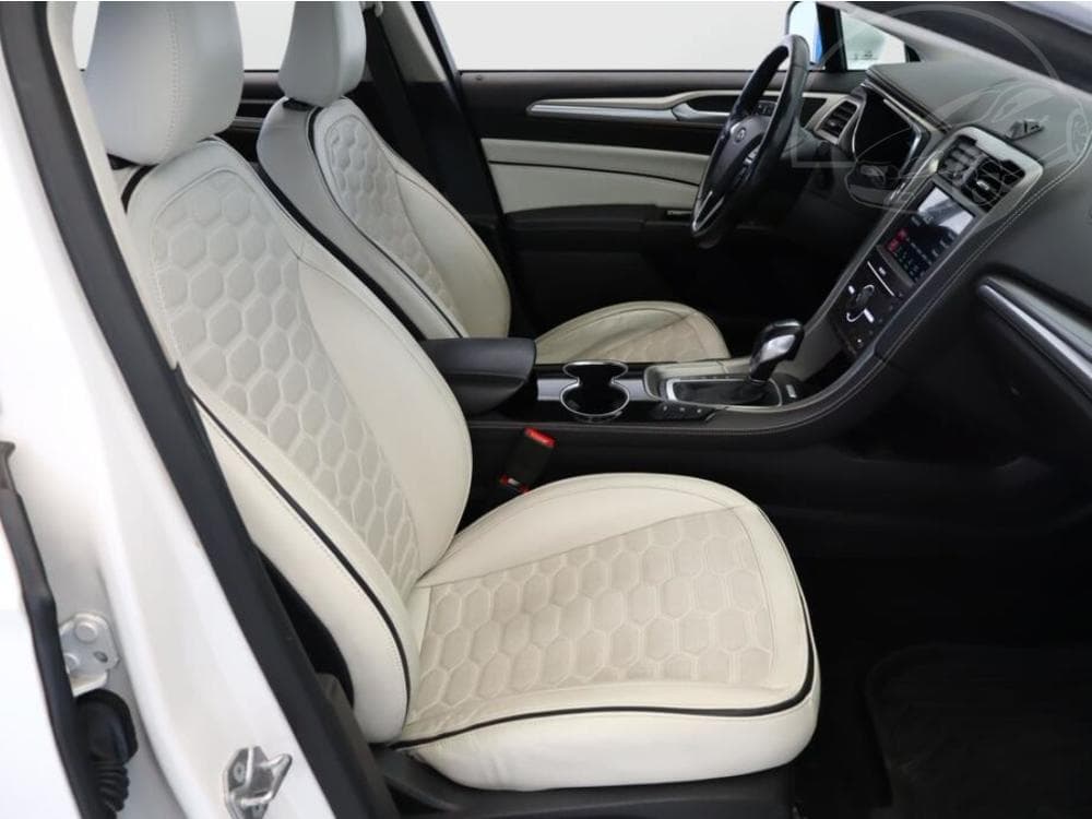 2018 Ford MONDEO - 19