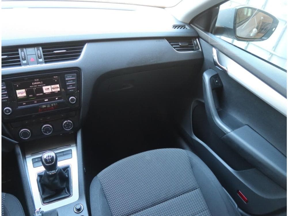 2016 Škoda OCTAVIA - 8