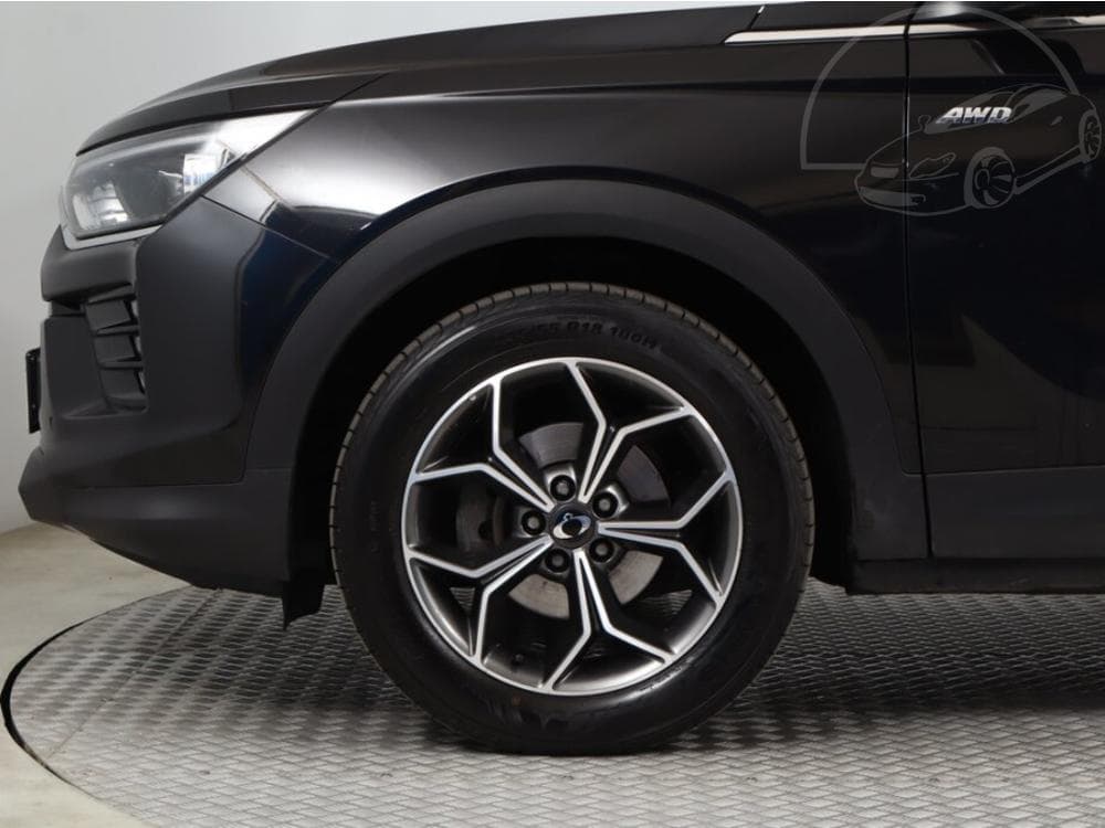 2022 SsangYong KORANDO - 25