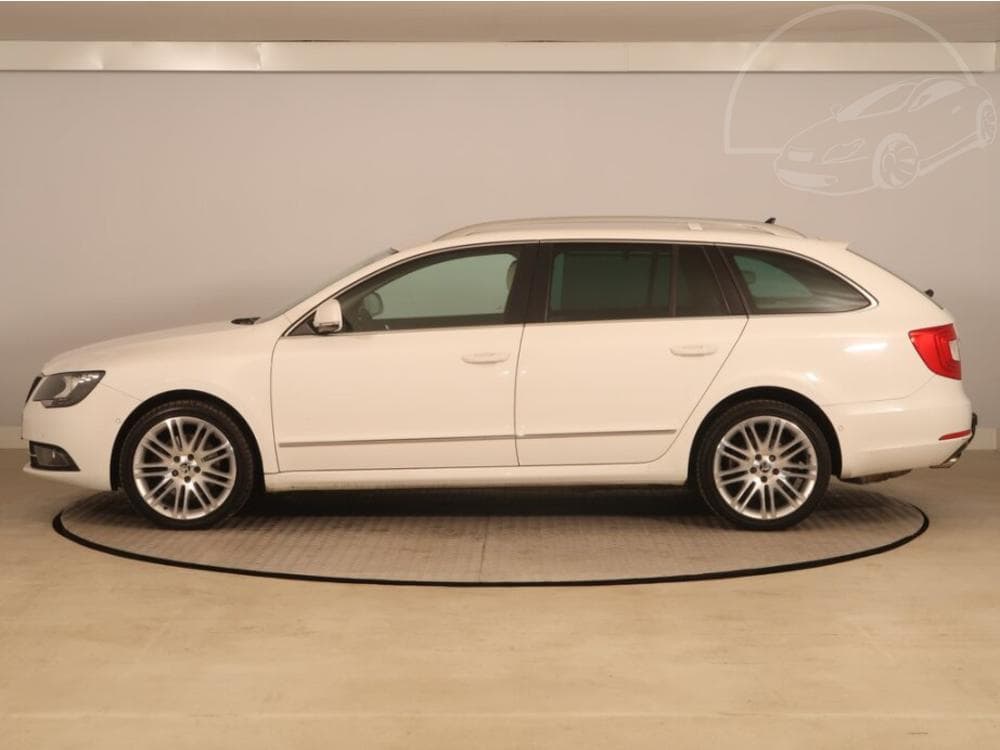 2013 Škoda SUPERB - 3
