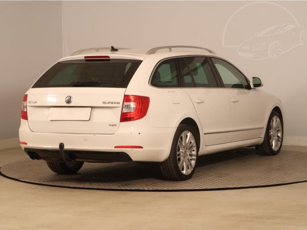 2013 Škoda SUPERB - 5
