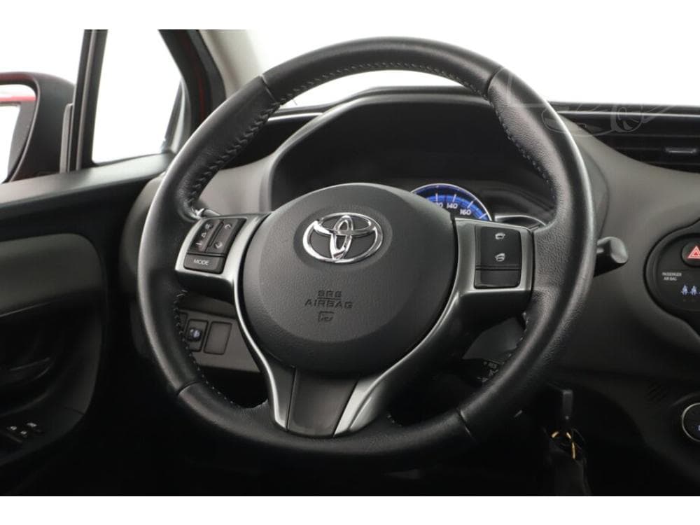 2016 Toyota YARIS - 15