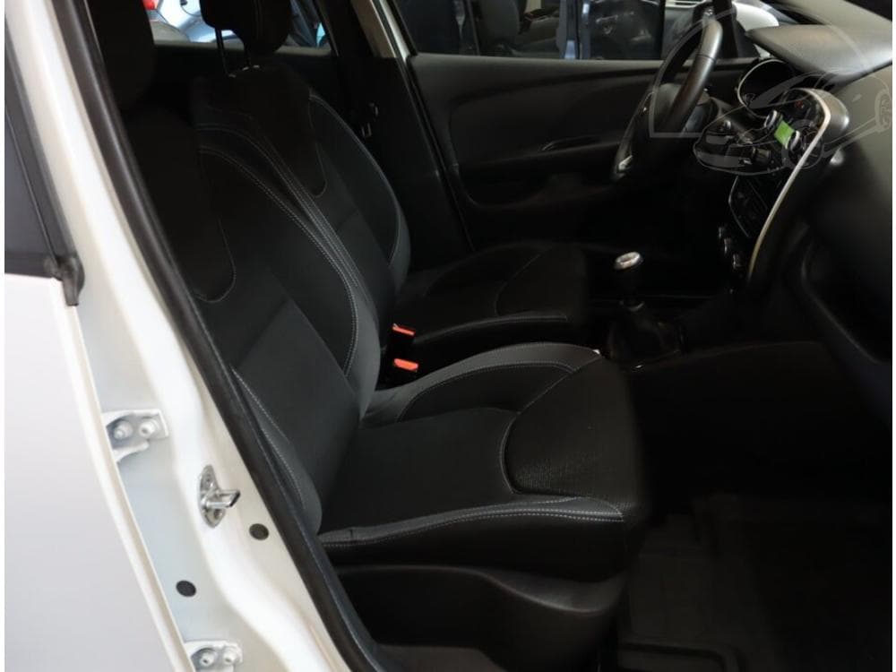 2018 Renault CLIO - 25
