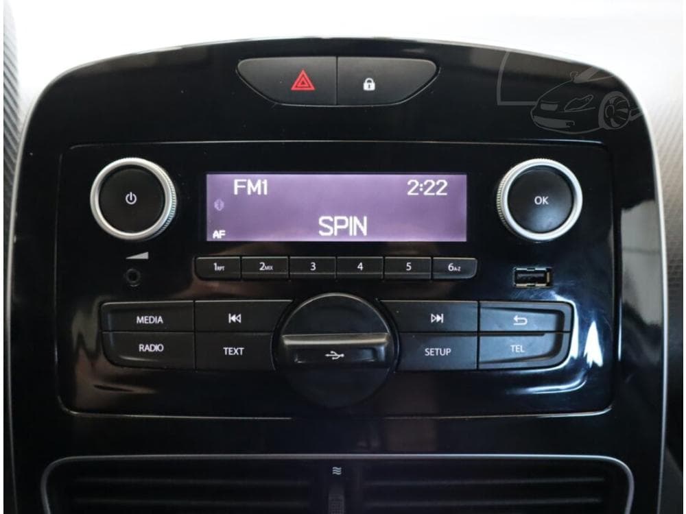2018 Renault CLIO - 43