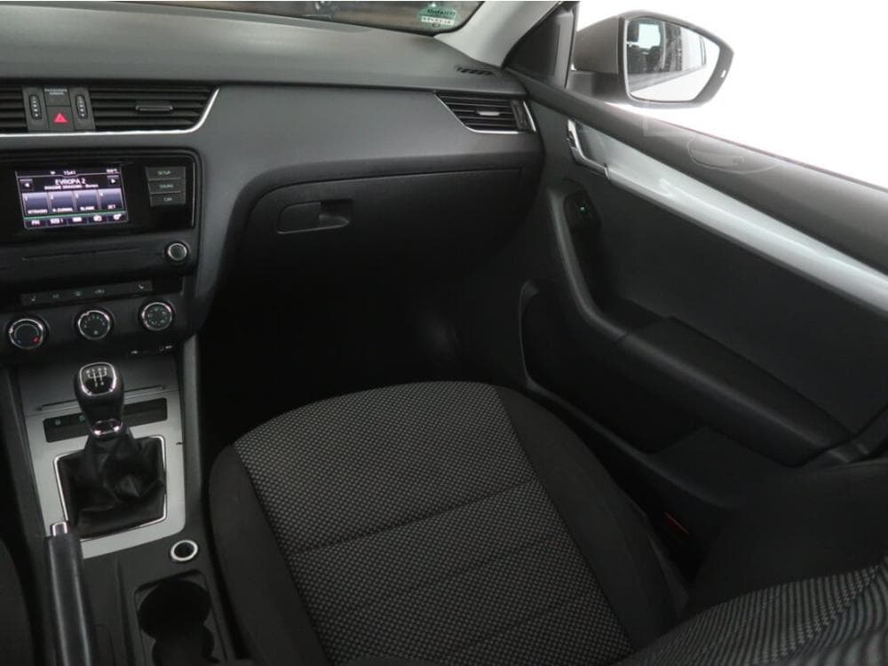 2016 Škoda OCTAVIA - 8