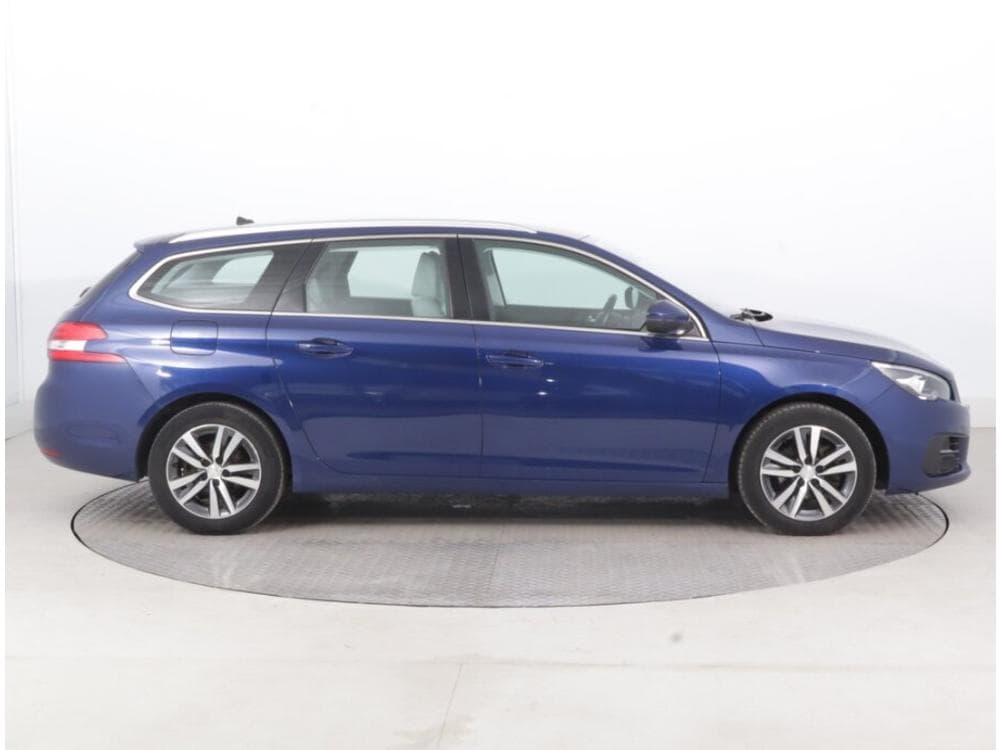 2020 Peugeot 308 - 6