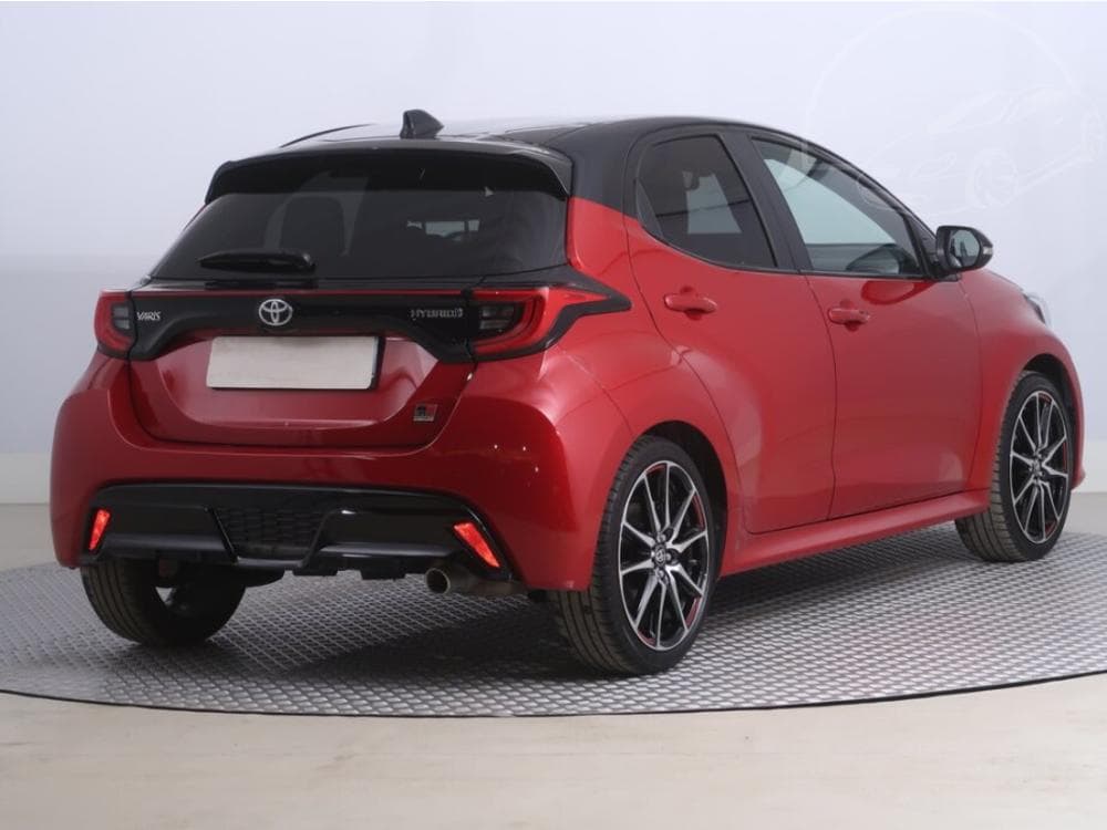2023 Toyota YARIS - 9