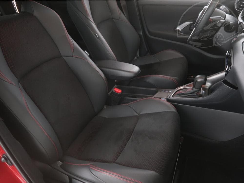 2023 Toyota YARIS - 17