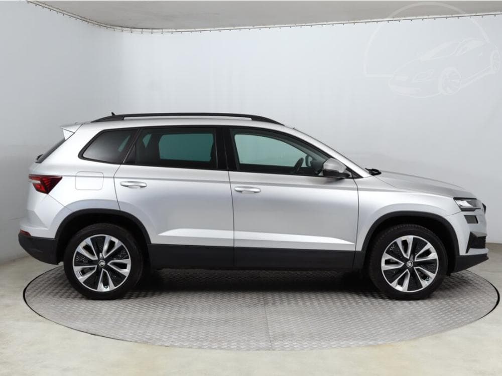 2023 Škoda KAROQ - 11