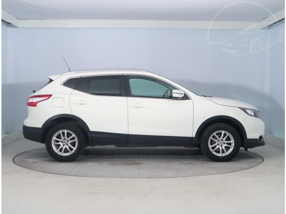 2016 Nissan QASHQAI - 6