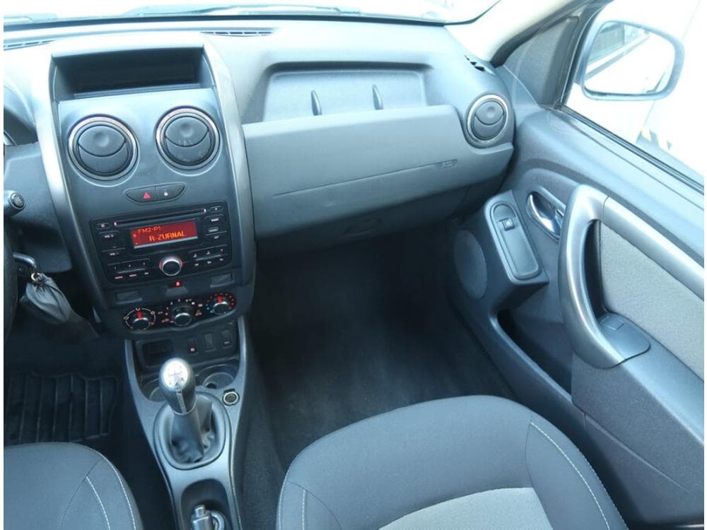 2017 Dacia DUSTER - 8