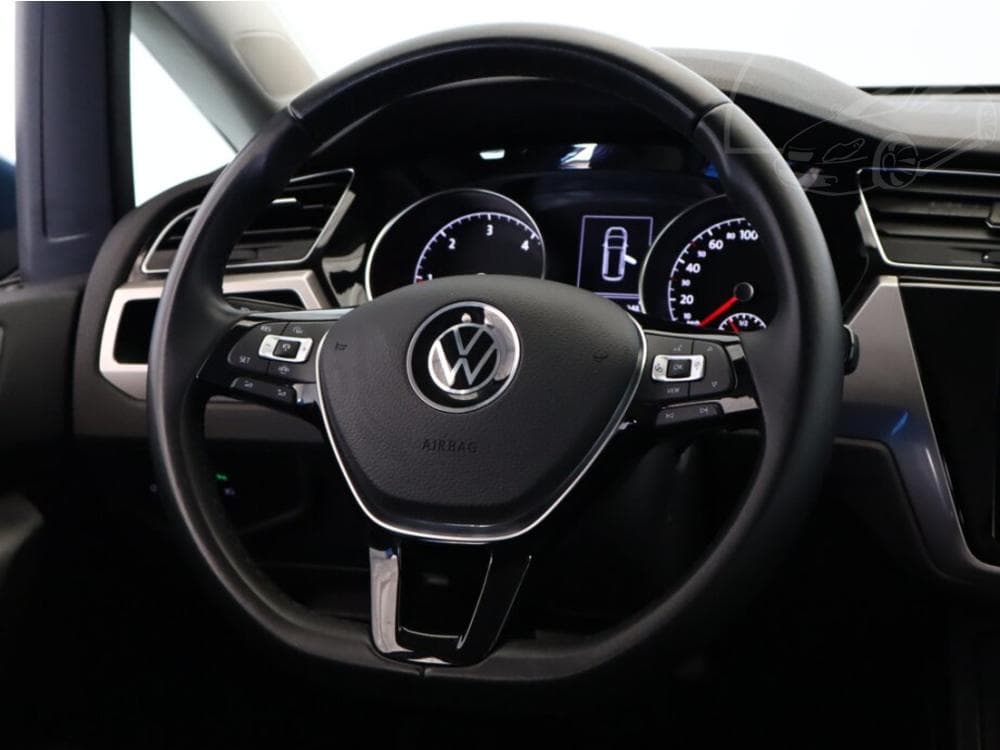 2022 Volkswagen TOURAN - 40