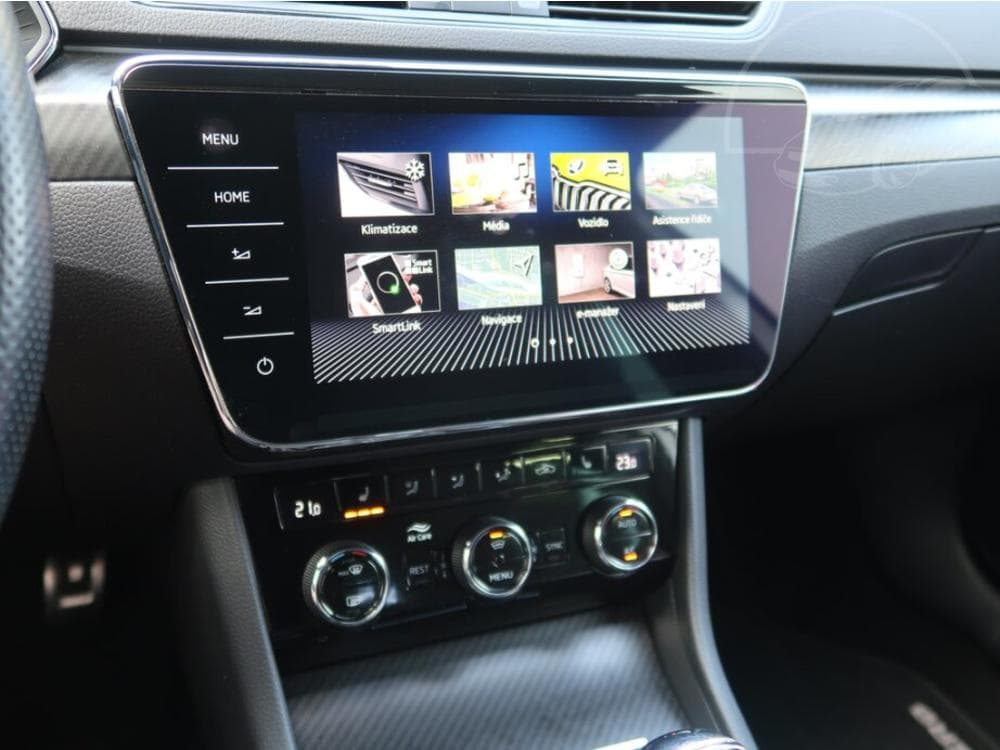 2020 Škoda SUPERB - 23