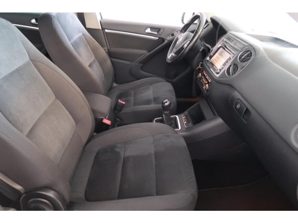 2013 Volkswagen TIGUAN - 25