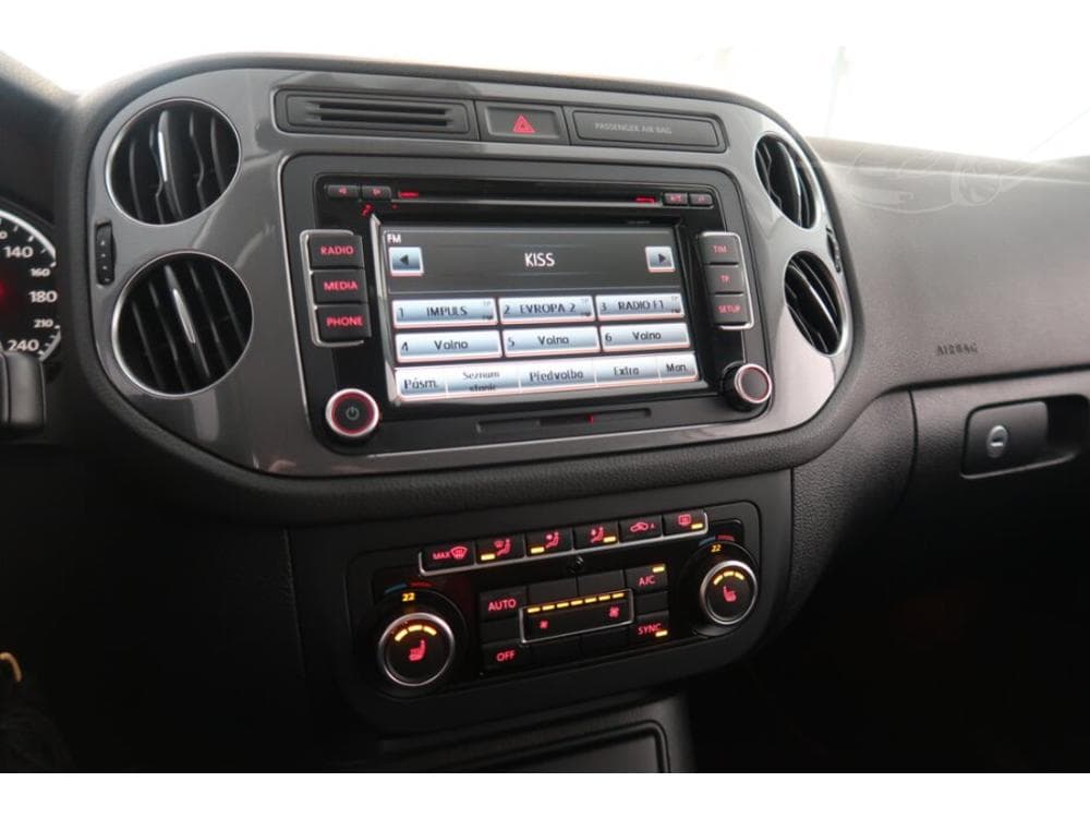 2013 Volkswagen TIGUAN - 34