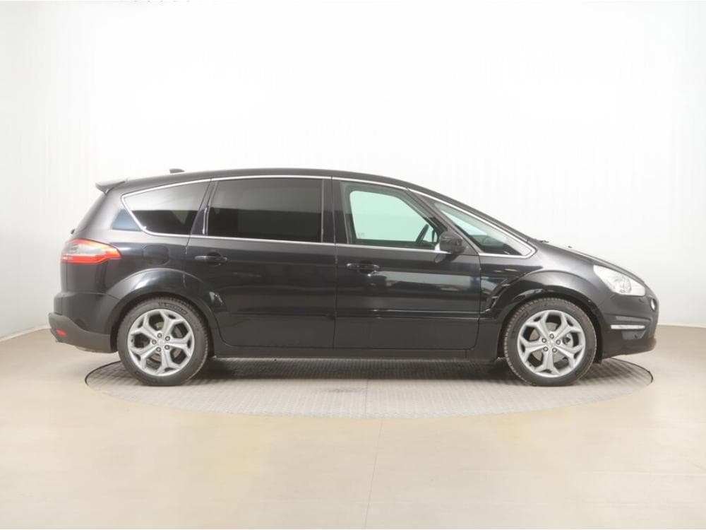 2011 Ford S-MAX - 6