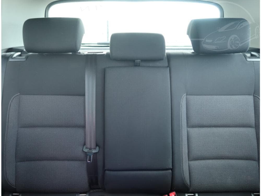 2012 Volkswagen GOLF - 10