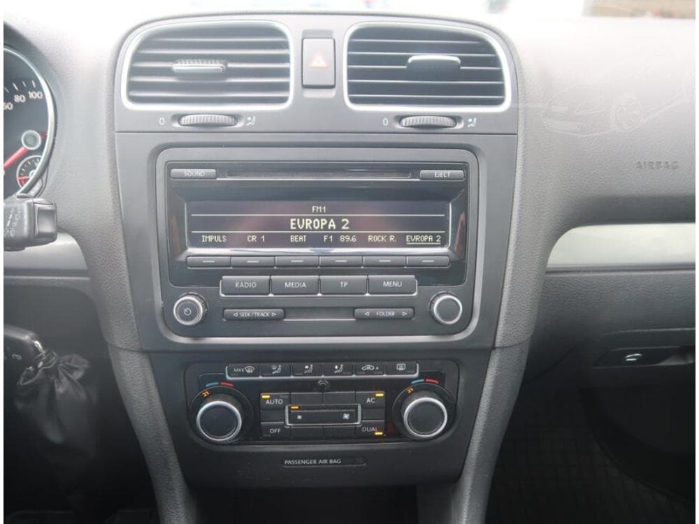 2012 Volkswagen GOLF - 12