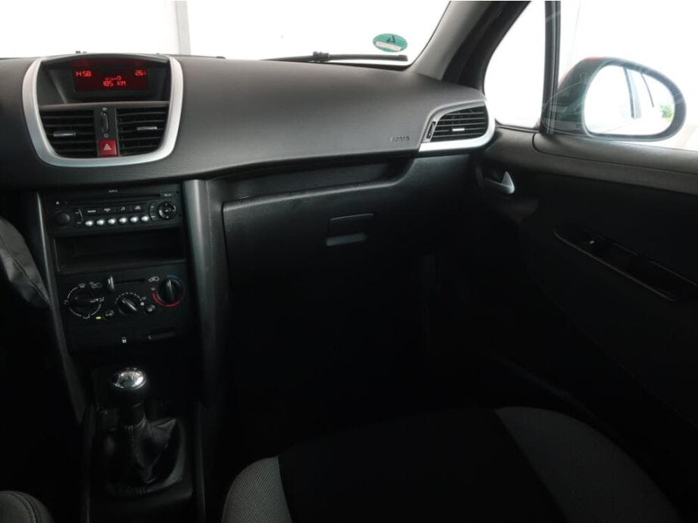 2009 Peugeot 207 - 15
