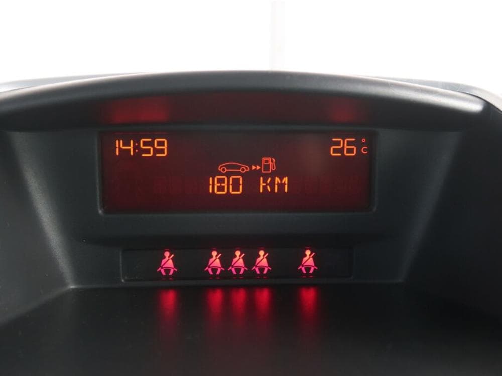 2009 Peugeot 207 - 27